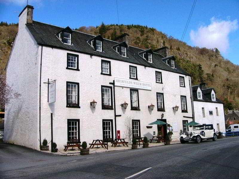 The Weem Inn Aberfeldy Eksteriør bilde